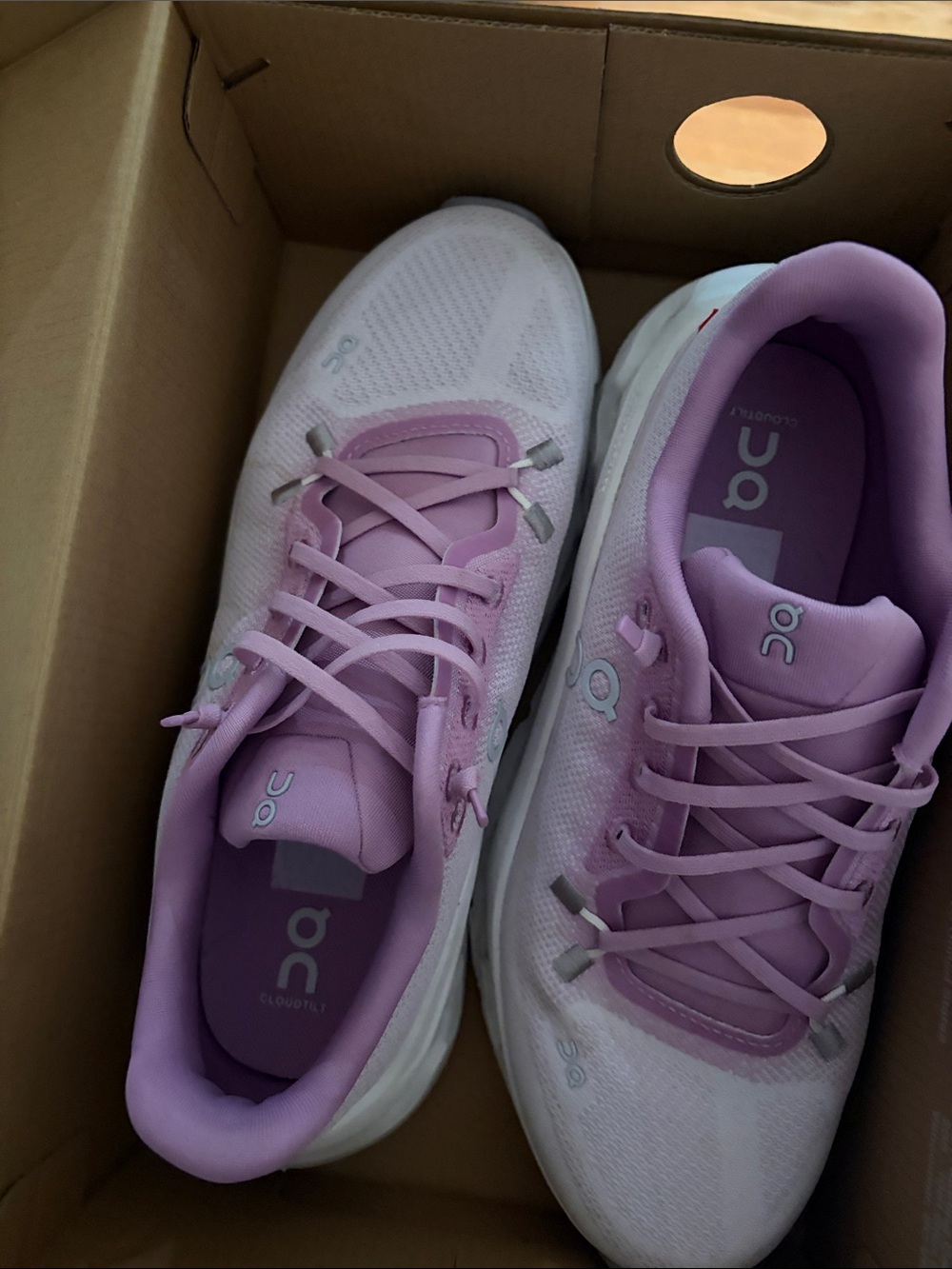 On Running Women's Cloudswift Athletic Sneakers - White & Lavender